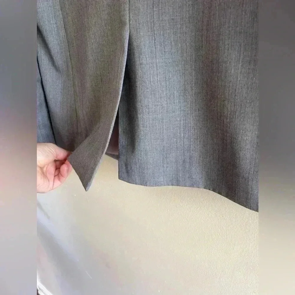 J.CREW GREY 2 BUTTON FRONT BLAZER SIZE 10